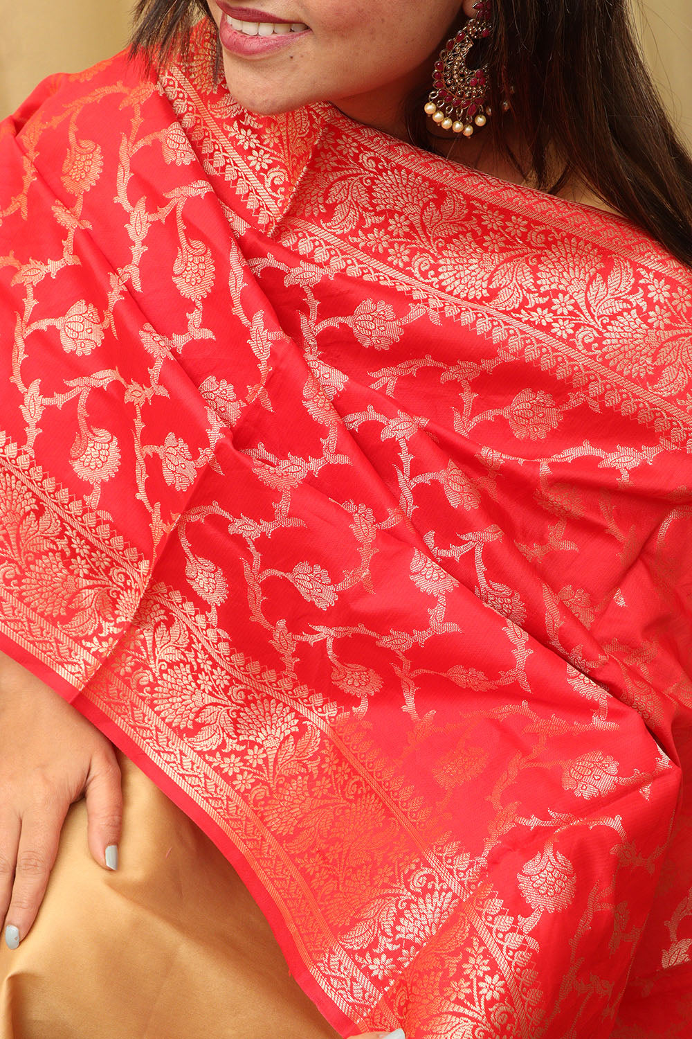 Elegant Red Banarasi Silk Dupatta - Perfect for Any Occasion