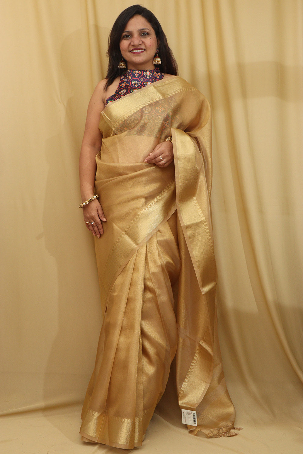 Exquisite Golden Banarasi Tissue Saree - Timeless Elegance - Luxurion World