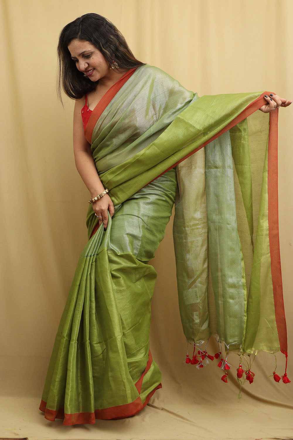 Green Bengal Plain Tissue Cotton Saree - Elegant Style