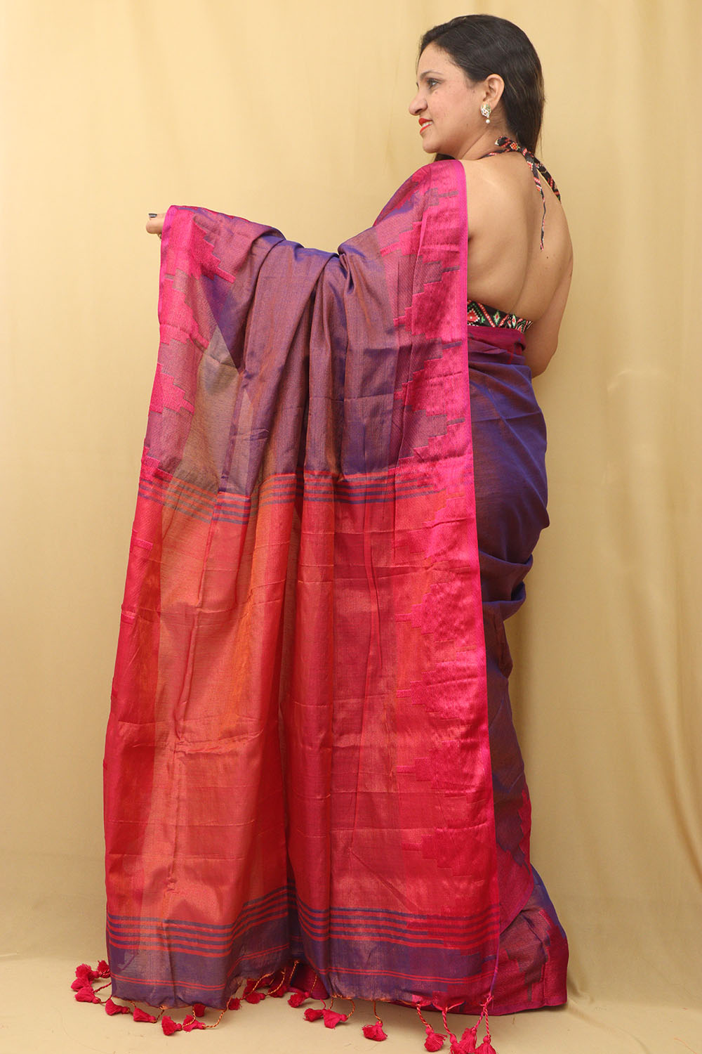 Exquisite Purple Bengal Cotton Saree with Temple Border