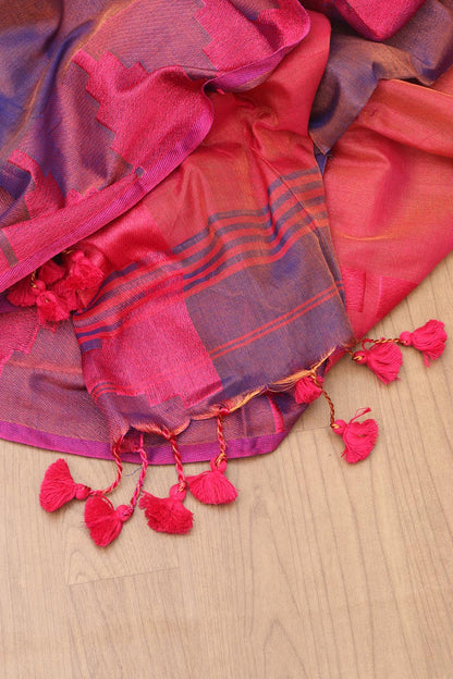 Exquisite Purple Bengal Cotton Saree with Temple Border