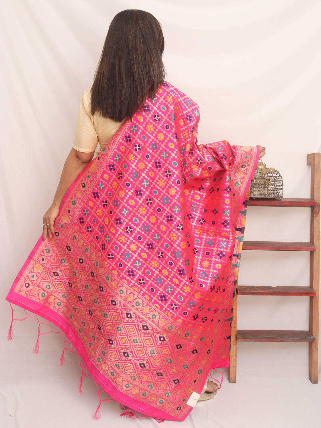 Pink Banarasi Silk Meenakari Dupatta - divyaindia 