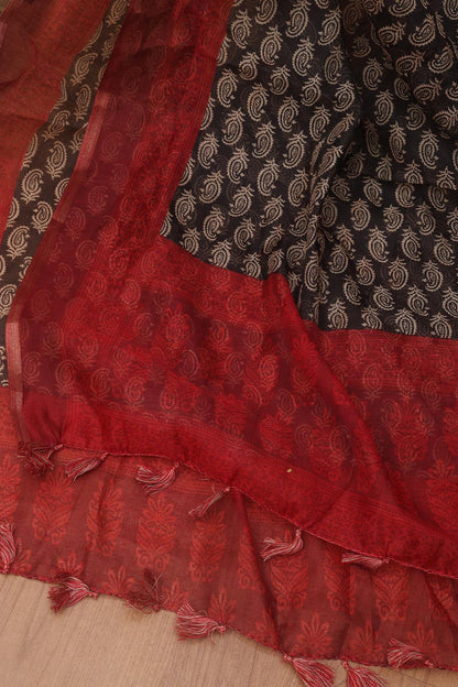 Stylish Black Block Printed Chanderi Silk Dupatta