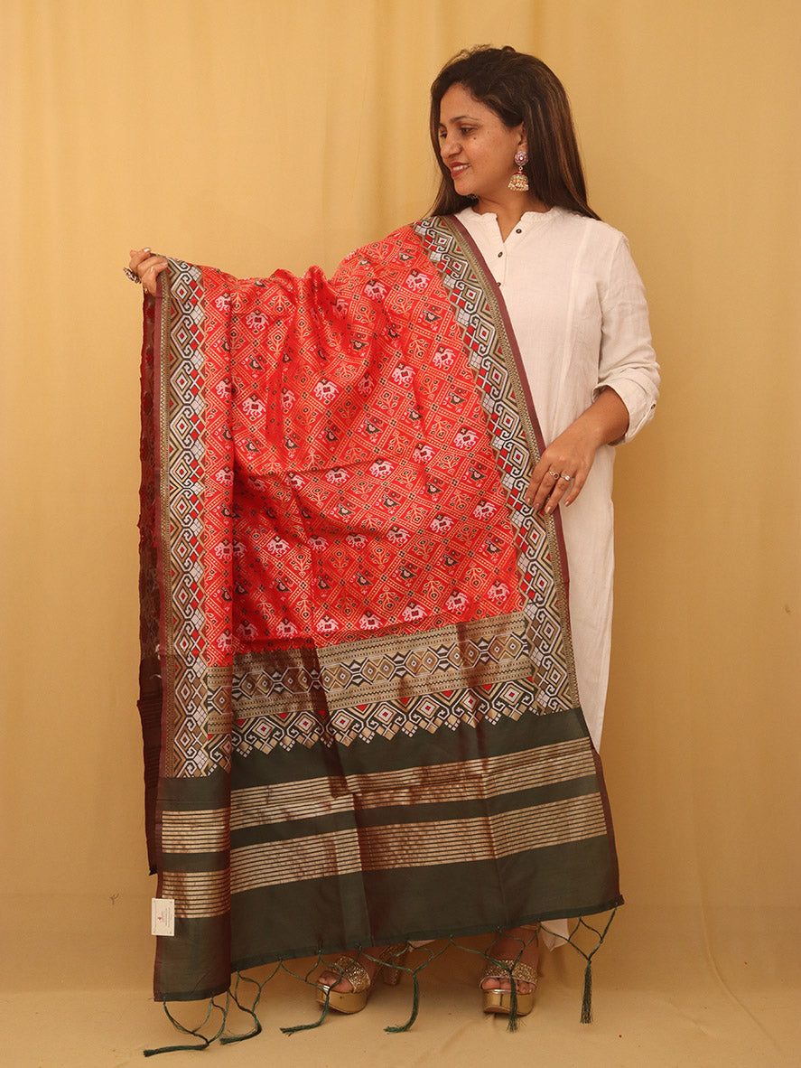 Red Patola Silk Dupatta - divyaindia 