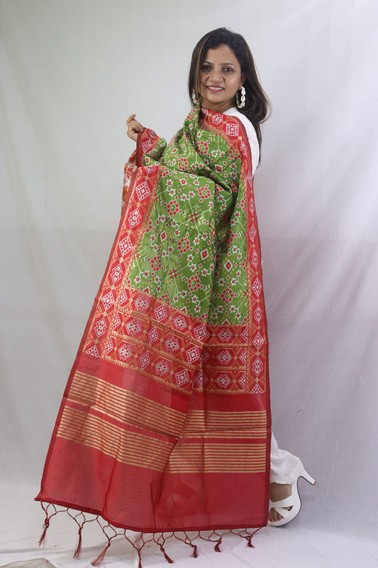 Green Patola Silk Dupatta - divyaindia 