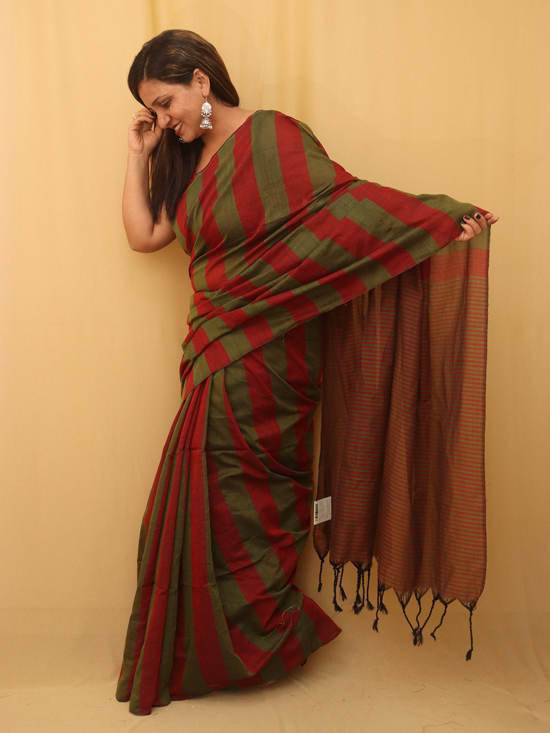 Red And Green Bengal Cotton Stripe Design Saree - divyaindia 