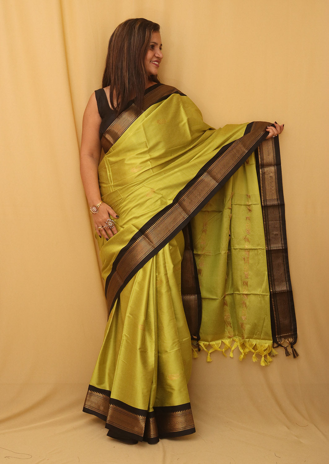 Green And Black Paithani Cotton Silk Saree - divyaindia 