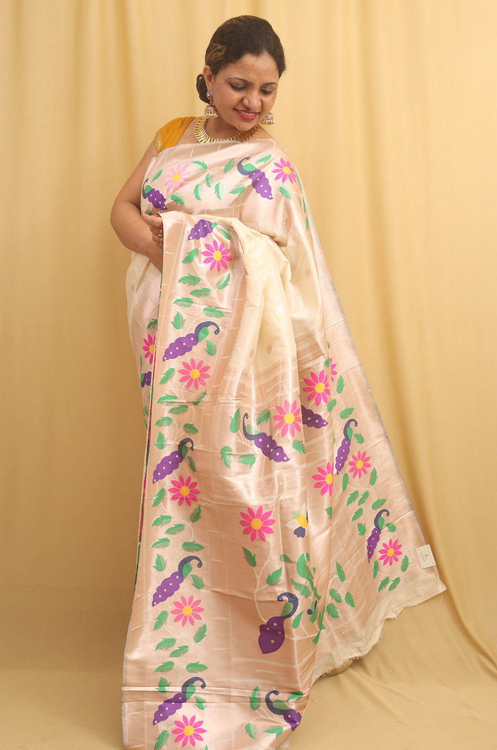 Pastel Paithani Silk Bird And Flower Design Saree - divyaindia 